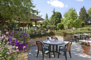 Le Magny*** | Terrasse Jardin